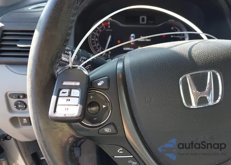 2018 Honda Pilot Ex-L z USA, uszkodzony, nr VIN 5FNYF5H56JB015166